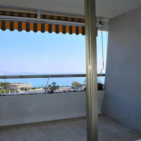 Moderne Avec Terrasse Et Garage - - Fr-1-252a-72 Apartment *
