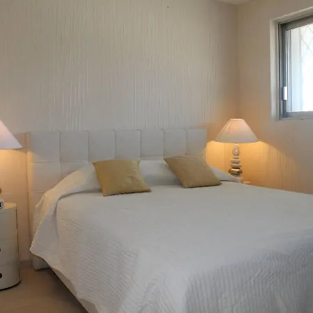 Moderne Avec Terrasse Et Garage - - Fr-1-252a-72 Villeneuve-Loubet